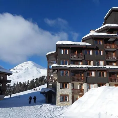 Résidence Le Centaure - · Aux Pieds Mae-0601 * La Plagne